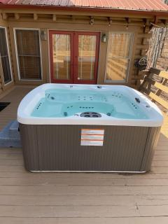 Blue Ridge Bliss- Spacious Cabin, Pets, Hot Tub! - Blue Ridge - 4