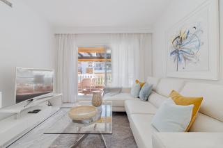 Marbella 2 Bedrooms Terrace - Pool & Parking - 5
