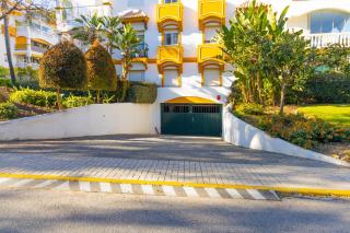 Marbella 2 Bedrooms Terrace - Pool & Parking - 6