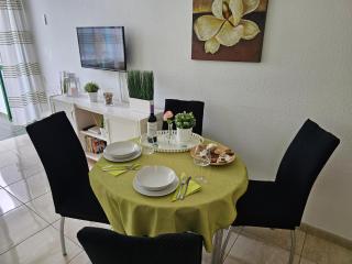 Casa Palmera 3 only 150 metres to the beach, heated pool, Wifi, SAT-TV, balcony - Arona - 1