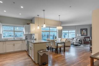 Fabulous Condo at Five Star Resort 209 - 1