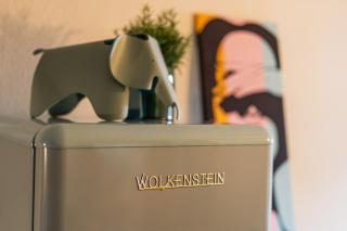 Farbenfrohe Altbauwohnung, TOP Ausstattung (Klima) - Friedrichshafen - 3