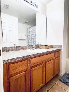 Lakeside Community, Pools, And More! - Kissimmee - 1