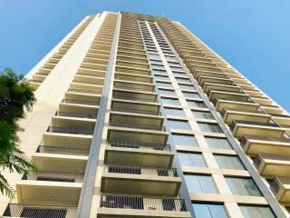 Elegant & Chic 2bedroom balcony Creek Waterfront - Dubai - 1
