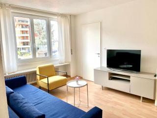 El Hamra - cozy - by PA - Lucerne - 2