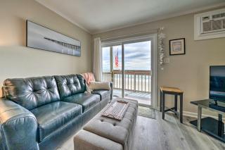 Chic Oceanfront North Topsail Beach Condo with Deck - North Topsail Beach - 6
