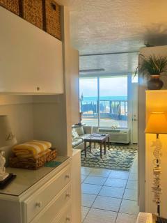 Ocean Breeze - Ocean Front at Symphony Beach Club! - Ormond Beach - 9