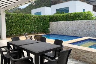 Condo Apulo - Hermosa casa - Jacuzzi y Piscina privados - WiFi - 6