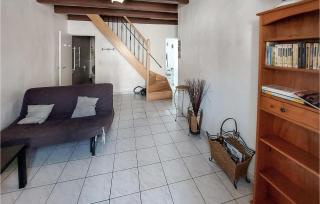 Lovely Apartment In Balaruc-Les-Bains - 6