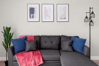 The Sophia: Riverwalk Loft - 7