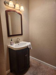 Southwestern charm - minutes from everything 3/2 - 9