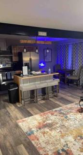 Spacious 3 BD Close To Everything! You’ll Love It! - Anchorage - 2