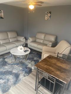 Modern one bedroom apartment - 5