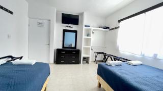 Habitacion Privada Ejecutiva Confortable Minisplit Amenidades 1 - 7