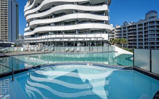 The Wave - QStay - Gold Coast - 3