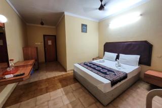 Hotel YMCA - Near Meenakshi Amman Temple Madurai - 1