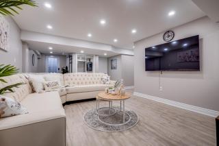 Vacation Suite in Pickering - 0