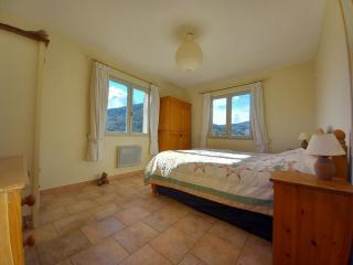 Detached villa with pool, Partial air-conditioning, set in a secure private garden, 800 metres from medieval village - Claviers - 1