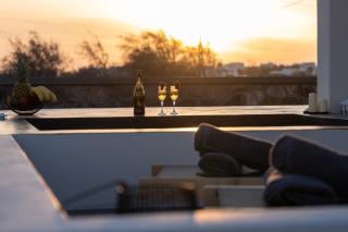 Almira Luxury Suites - Perivolos (Perissa) - 5