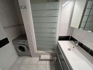 Appartement T3 Climatisé, 2 Chambres, Balcon, Parking, Proche Plage, Lave-linge - FR-1-702-22 - 3