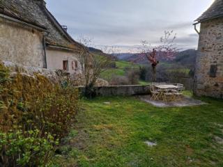Chambre indépendante - style studio - avec jardin à la campagne - Junhac - 3
