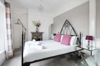 Castle Properties: The Duchess, 3 Bed Family cottage - 9