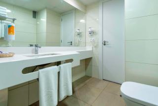 Paradise Park Fun Lifestyle Hotel - 4