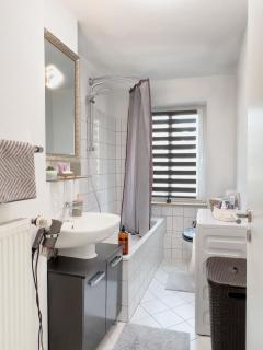 Schöne helle & gemütliche Wohnung in Altstadtnähe - 2