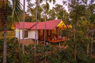 StayVista at Cicada Chikmagalur 2BHK Breakfast Included with Amazing View - Chikmagalur - 8