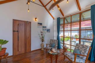StayVista at Cicada Chikmagalur 2BHK Breakfast Included with Amazing View - Chikmagalur - 3