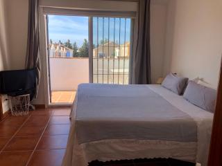 Charming 1 bedroom suite with shared kitchen next to Puerto Banus - Marbella - 5