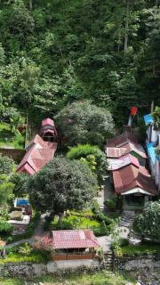 Lucky Bamboo'Bungalows-Resto and Orangutan Jungle Trekking Tours - Bukit Lawang - 6