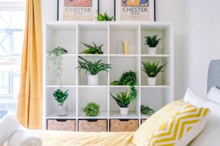 NEW! Stylish 2-bed home, in Chester by 53 Degrees Property, Ideal for Long Stays, Great location - Sleeps 6 - 3