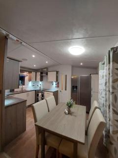 Drumrammer Farm Lodge - Ahoghill - 1