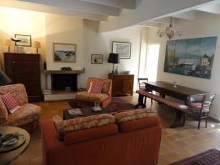 Maison familiale typique à Sauzon avec jardin, proche du port - FR-1-418-11 - Sauzon - 9