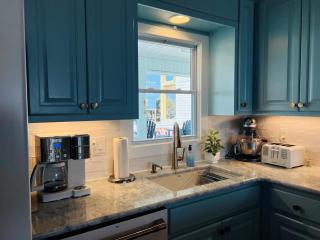 Salty Paradise home - Holden Beach - 2