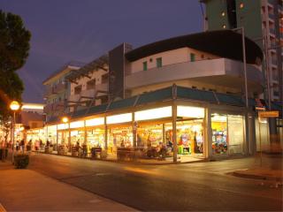 Bright flat next to the beach - Beahost - Bibione - 3