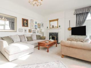 Ismay Billiard Room Apartment - Titanic Interest - 8