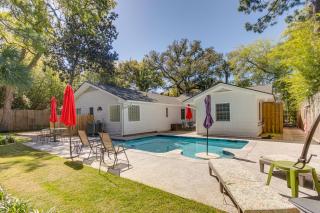 Spacious St Simons Island Vacation Rental with Pool! - Saint Simons Island - 0