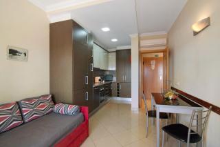 Apartamento T1 - Em zona tranquila - 1