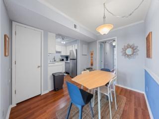 Breezy Does It - Take it "br-eezy" while you stay in the heart of Carolina Beach, One minute walk to the beach! condo - Carolina Beach - 7