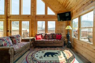 Mystic Mountain Cabin View Grill Fire Pit - Gatlinburg - 6