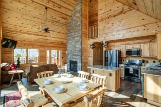 Mystic Mountain Cabin View Grill Fire Pit - Gatlinburg - 2