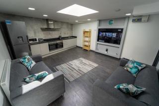 STAY SA Equipped Studios 10 mins from City centre and next to UOB! - Birmingham - 0