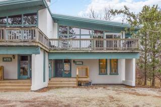 3 Level Ski Chalet 7BR w Deck, Sauna & Ping-Pong! - Blue Mountains - 5