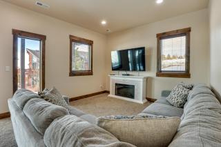 about 3 Mi to Granby Ranch Spacious Cabin Home! - 9