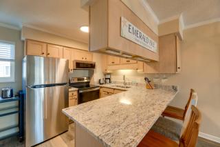 Emerald Isle Vacation Rental with Resort Pool! - Emerald Isle - 2