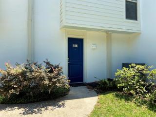 Villas by The Sea Deluxe Two Bedroom Apartment - Jekyll Island - 3