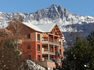 Vue imprenable sur Lac de Serre-Ponçon à Chorges : appt prestige 8 pers - 8
