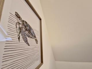 Trendy Luxury Serviced Apartment next to City Centre with Free Parking - Contractors & Relocators - 6